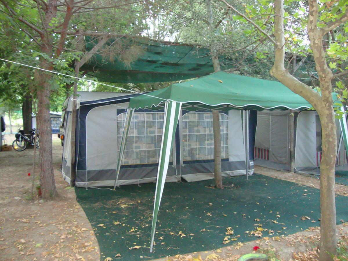 Campingplatz Pitsoni 2*