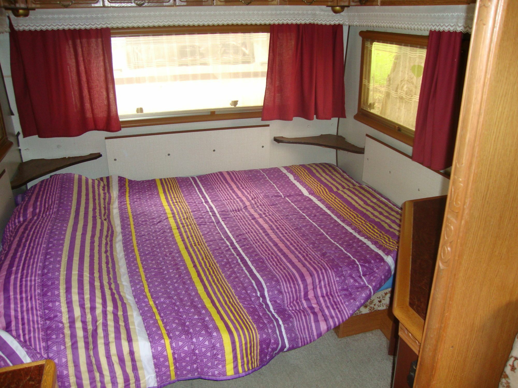 Campingplatz Pitsoni 2*